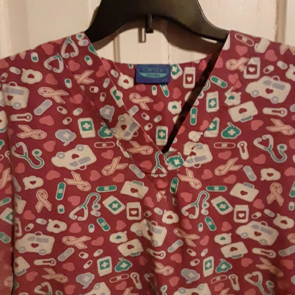 Scrub Top - Picture 9 of 9